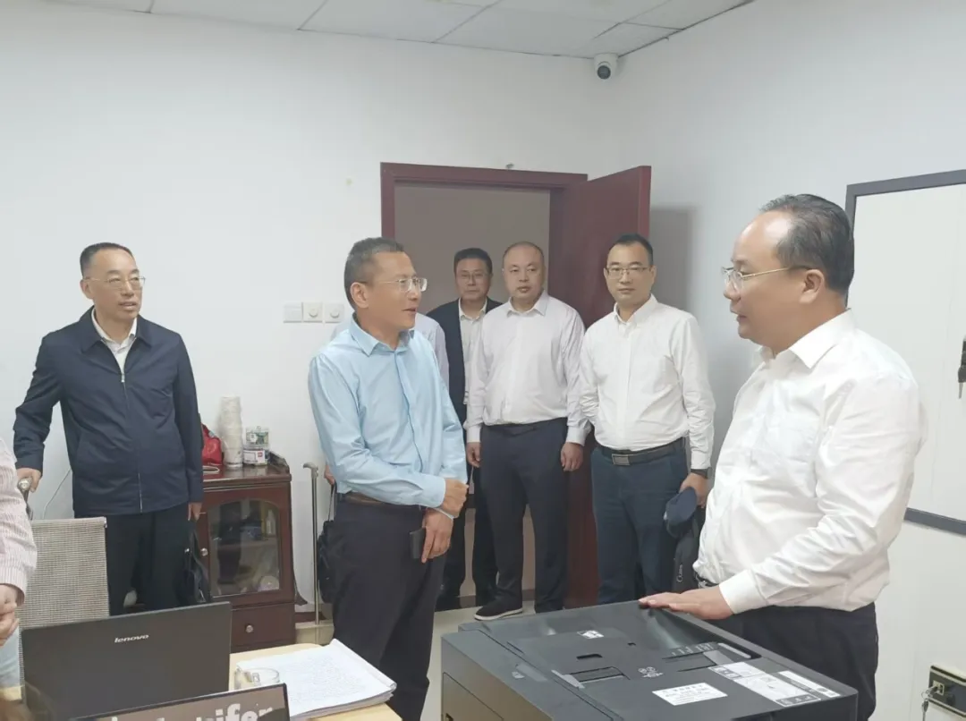 ������ίѲ�칤���쵼С��ȫԱ����Ѳ����פ�ؿ�չ���ڵ���ָ��